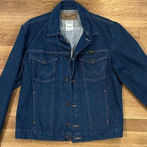Vintage Wrangler trucker denim jacket in brand new condition!